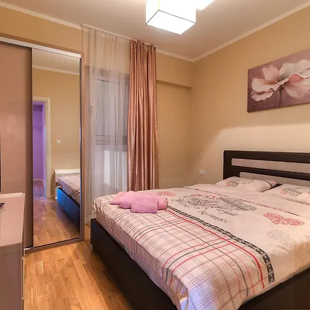Harmonia Colours Apartment *